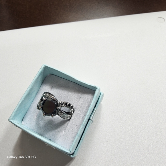 BLACK DIAMOND 2.5CT ROUND BLACK DIAMOND RING - Picture 5 of 9